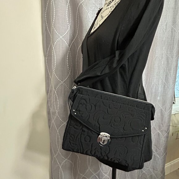 Vera Bradley Crossbody & Matching Wallet Set in Pristine Condition - Picture 11 of 11